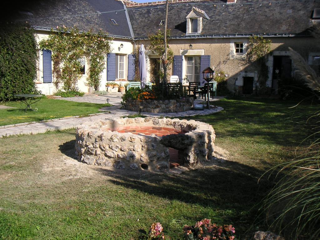 Bed and Breakfast TheSecretGarden-France Saint-Pierre-du-Lorouër Exterior foto